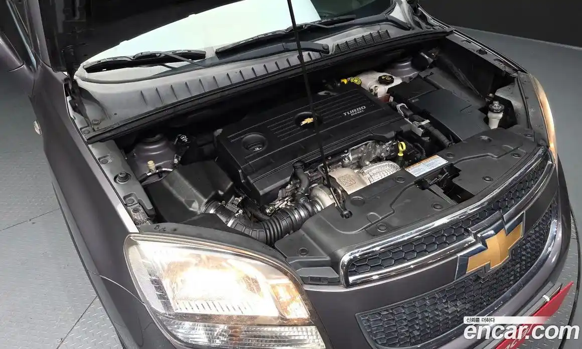 Chevrolet Orlando 2012 2.0 Автомат в Москве № 85100, фото 15