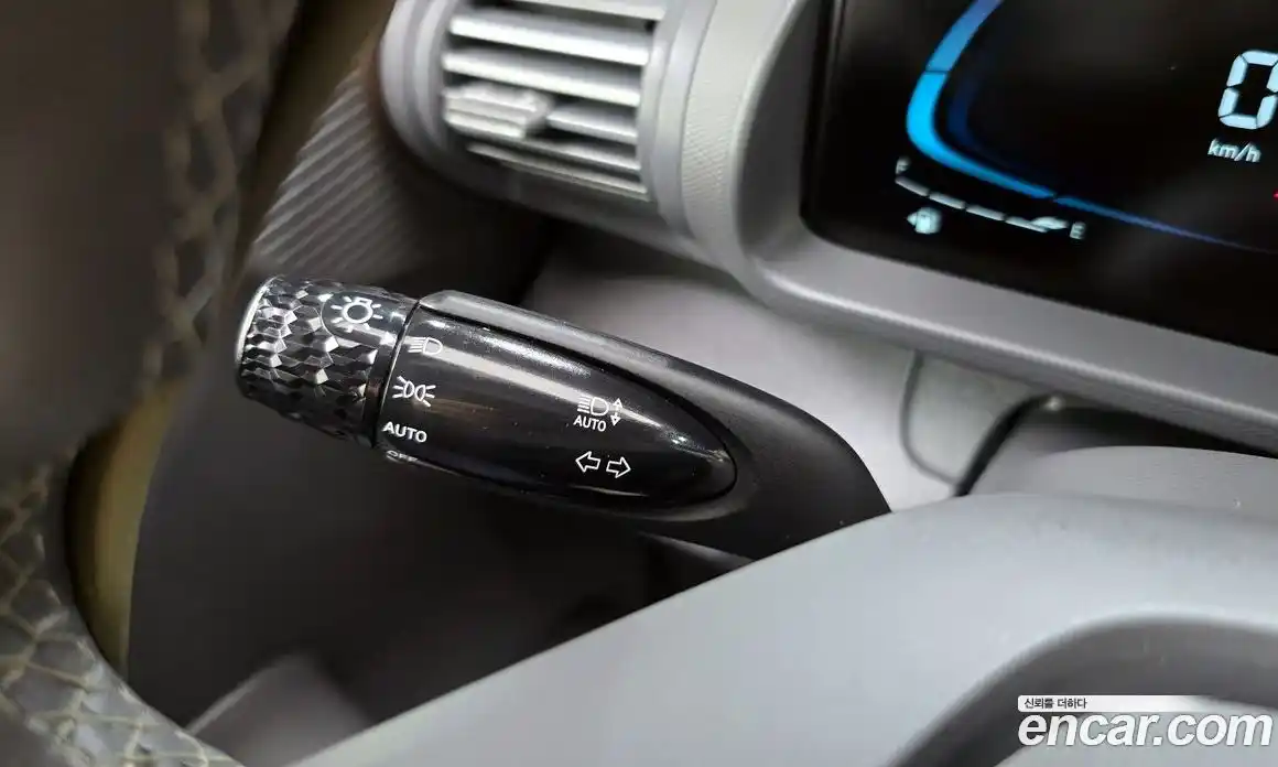 Hyundai Casper 2023 1.0 Автомат в Москве № 88755, фото 15