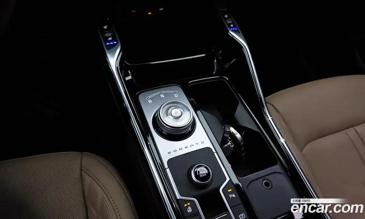 Kia Sorento 2024 1.6 Автомат в Москве № 10177, фото 1