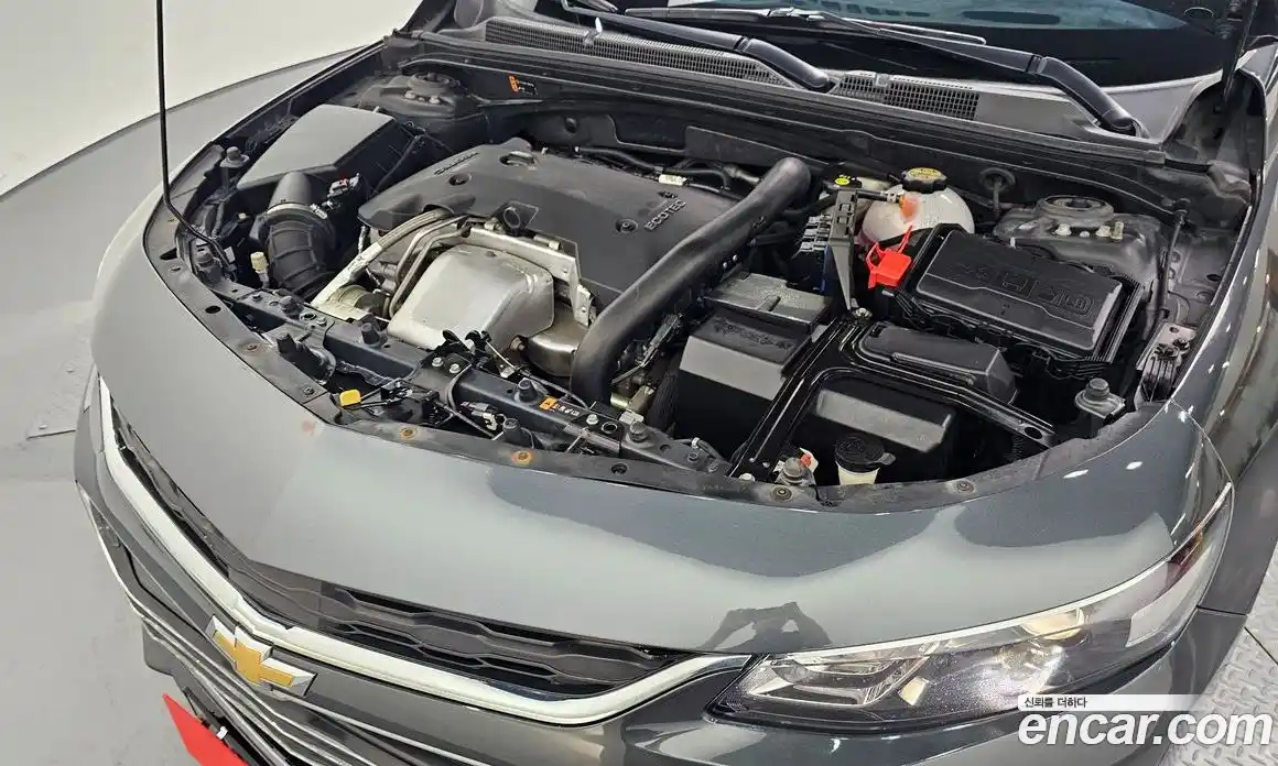 Chevrolet Malibu 2017 2.0 Автомат в Москве № 104452, фото 4