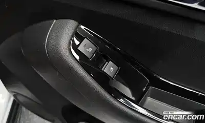 Chevrolet Orlando 2015 2.0 Автомат в Москве № 105667, миниатюра 4