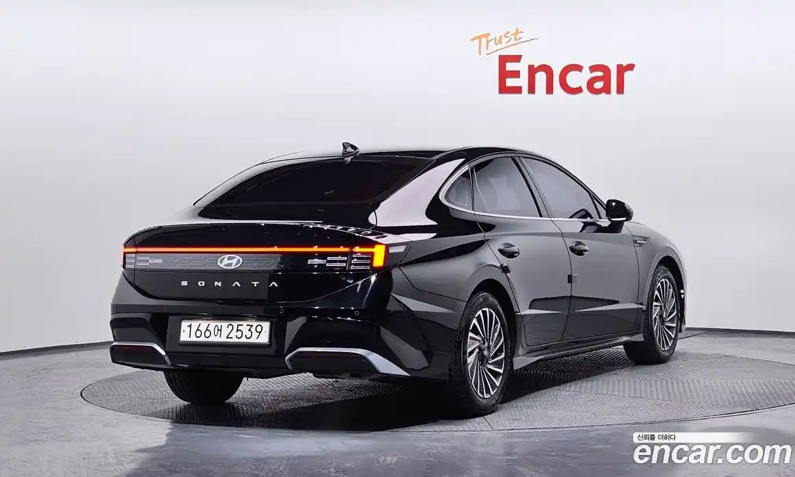 Hyundai Sonata 2024 2.0 Автомат в Москве № 109359, фото 17