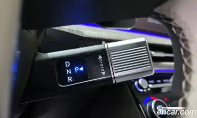 Hyundai Santa Fe 2024 1.6 Автомат в Москве № 110377, миниатюра 2