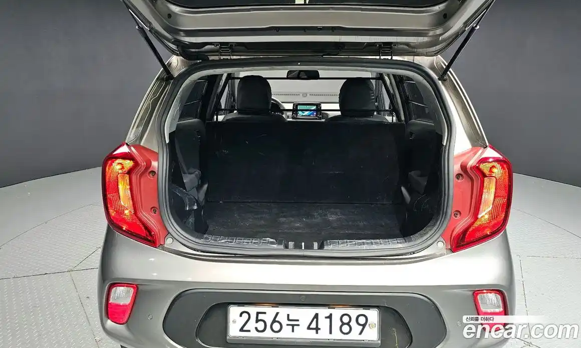 Kia Morning 2020 1.0 Автомат в Москве № 114029, фото 15