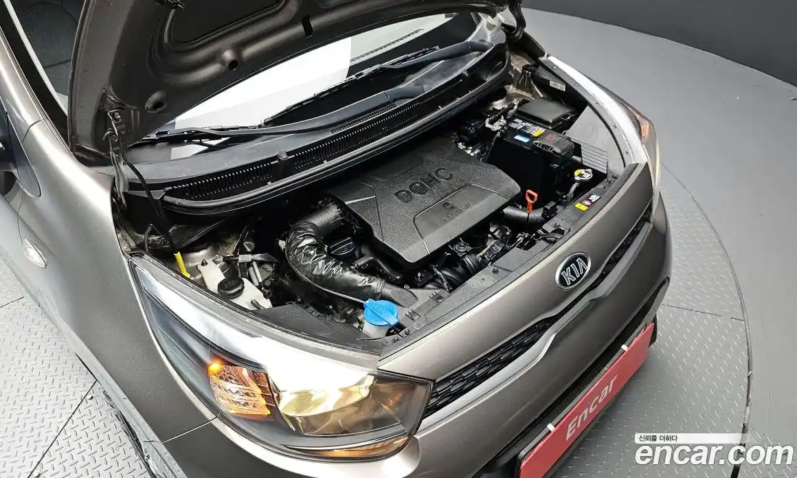 Kia Morning 2020 1.0 Автомат в Москве № 114029, фото 16