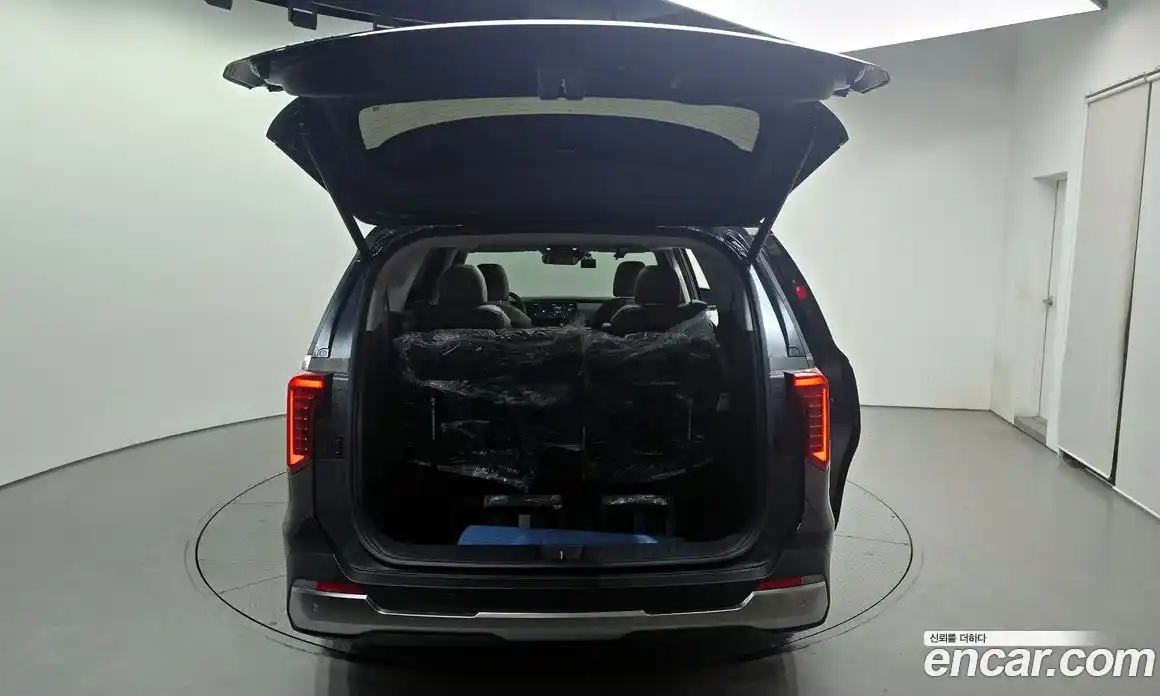 Kia Canival 2025 2.2 Автомат в Москве № 114290, фото 6