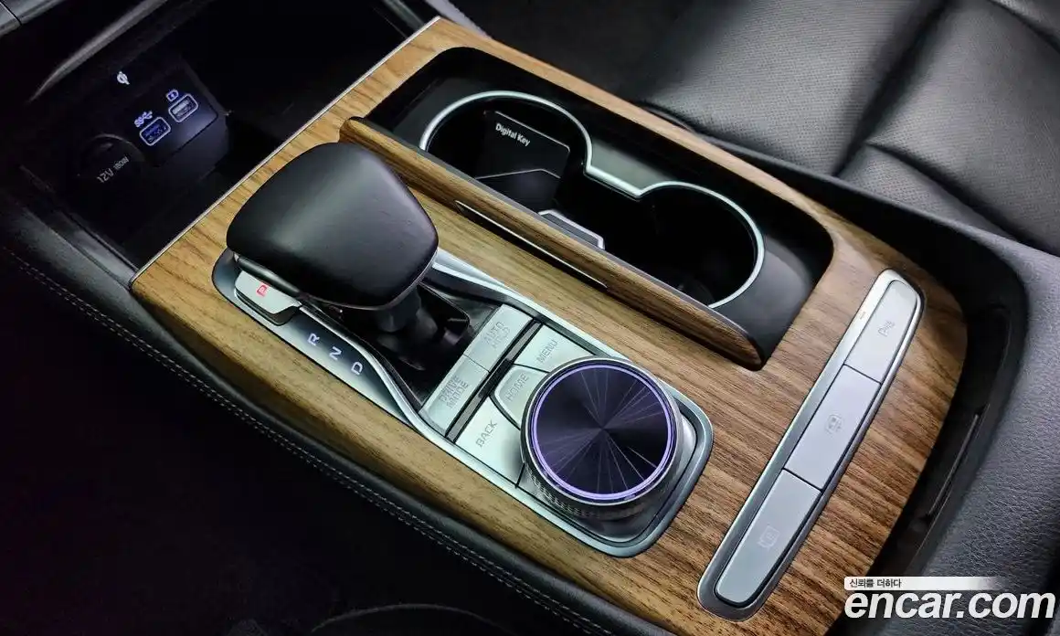 Kia K9 2023 3.8 Автомат в Москве № 115621, фото 20