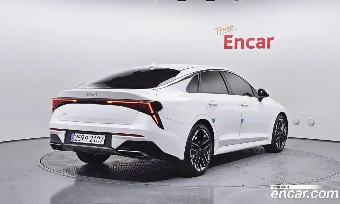 Kia K5 2024 1.6 Автомат в Москве № 115737, фото 17