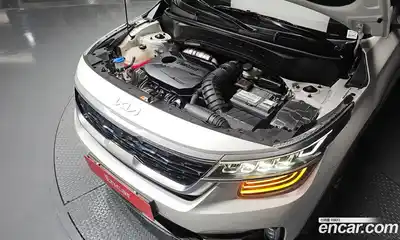 Kia Seltos 2023 1.6 Автомат в Москве № 117275, миниатюра 11