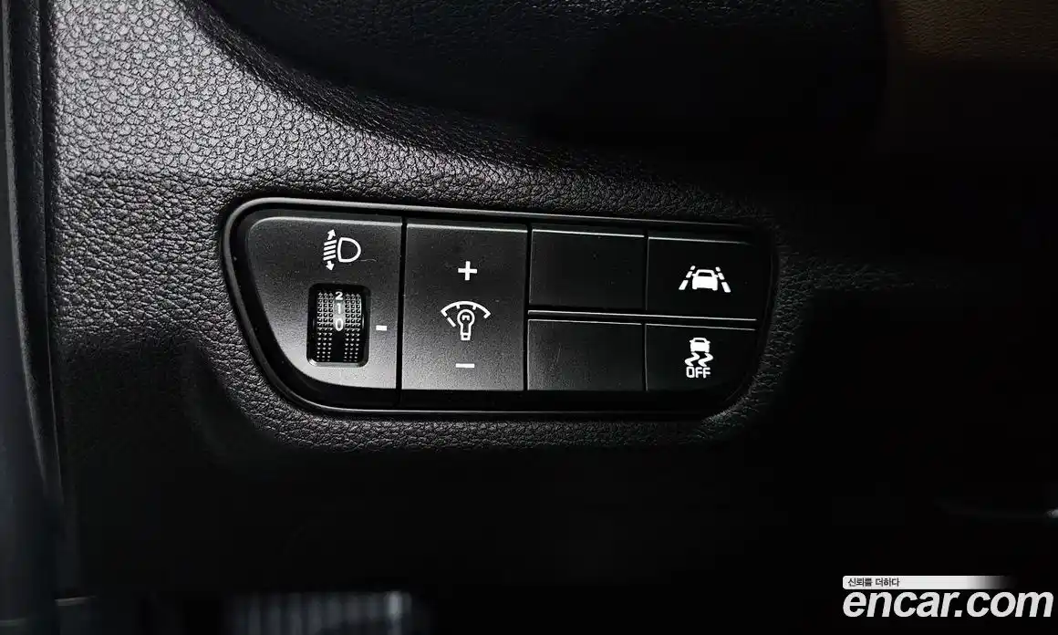 Kia Seltos 2023 1.6 Автомат в Москве № 117275, фото 14