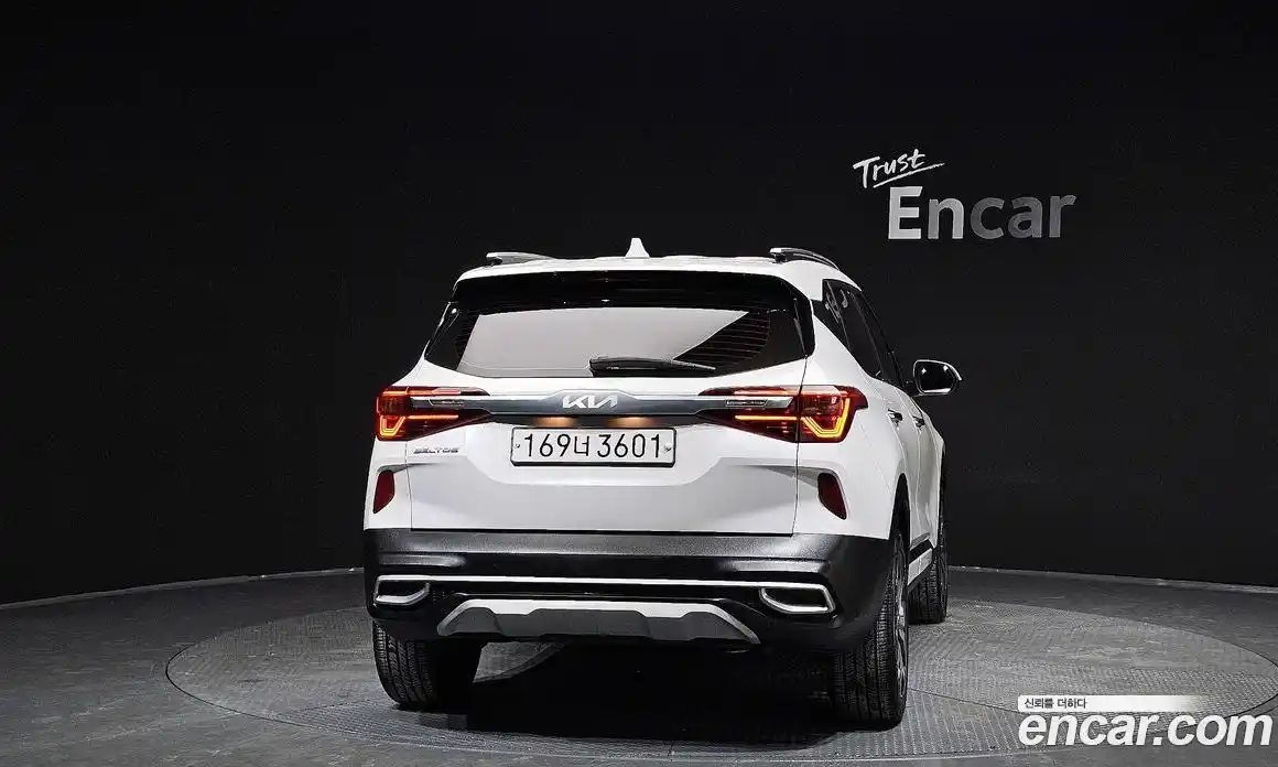 Kia Seltos 2023 1.6 Автомат в Москве № 117275, фото 20