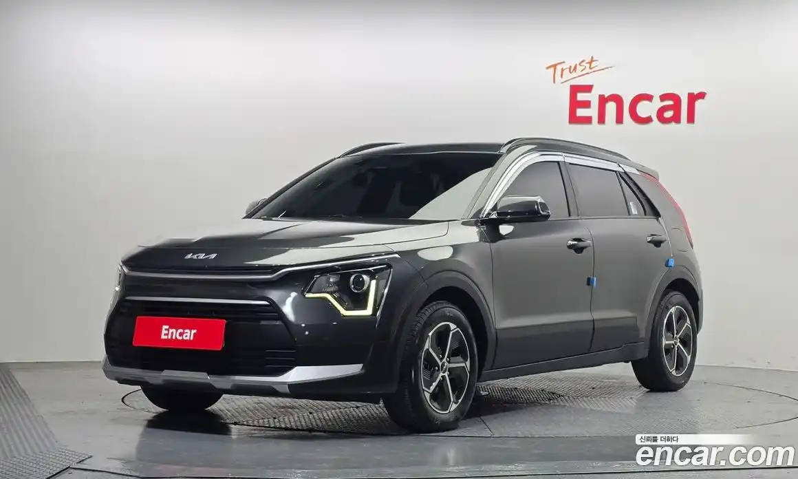 Kia Niro 2022 1.6 Автомат в Москве № 119261, фото 11