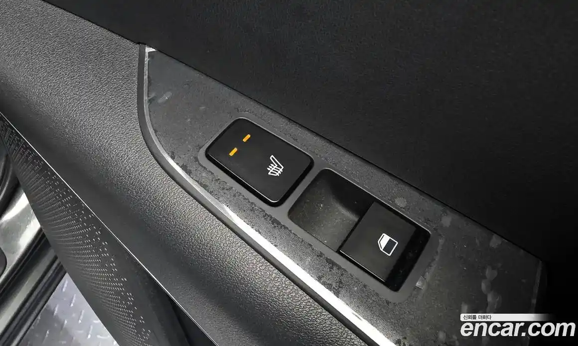 Kia Niro 2022 1.6 Автомат в Москве № 119261, фото 17