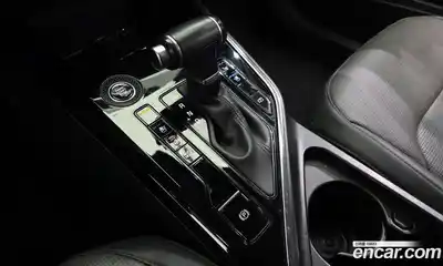 Kia Niro 2022 1.6 Автомат в Москве № 119261, миниатюра 3