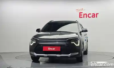 Kia Niro 2022 1.6 Автомат в Москве № 119261, миниатюра 4
