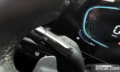 Kia Niro 2022 1.6 Автомат в Москве № 119261, миниатюра 6