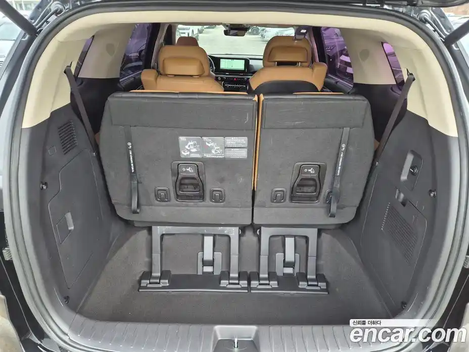 Kia Canival 2022 2.2 Автомат в Москве № 120322, фото 14