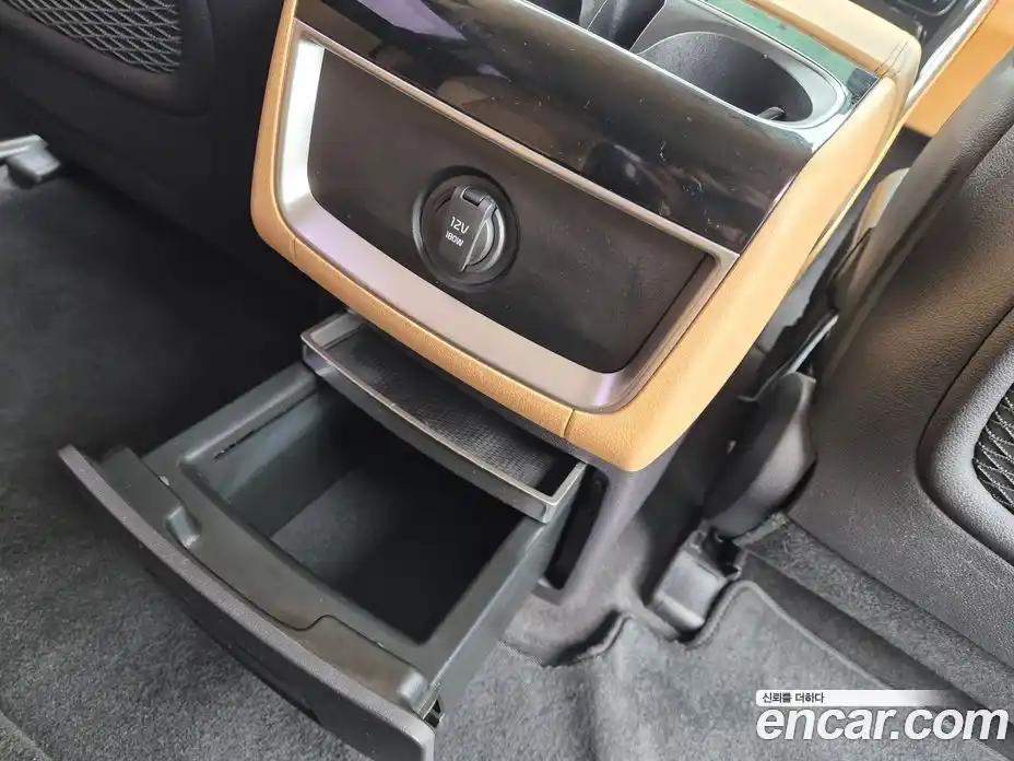 Kia Canival 2022 2.2 Автомат в Москве № 120322, фото 18