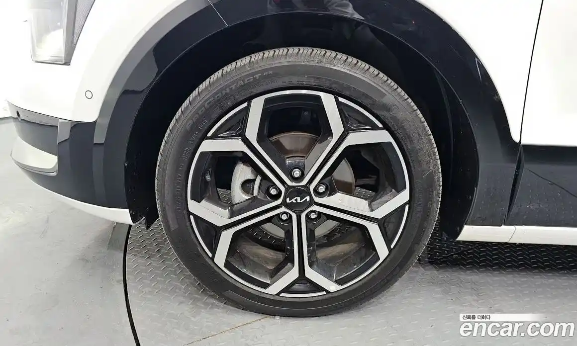 Kia Niro 2022 1.6 Автомат в Москве № 123992, фото 12