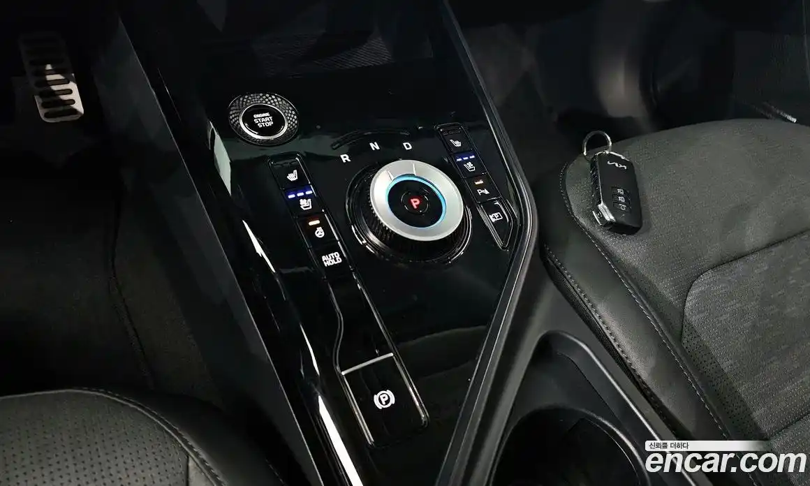 Kia Niro 2022 1.6 Автомат в Москве № 123992, фото 13