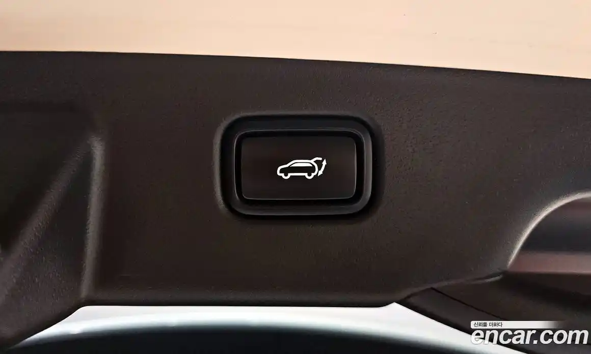 Kia Niro 2022 1.6 Автомат в Москве № 123992, фото 20