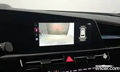 Kia Niro 2022 1.6 Автомат в Москве № 123992, миниатюра 6