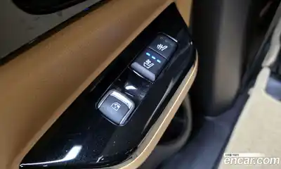 Kia Canival 2023 3.5 Автомат в Москве № 12712, миниатюра 3