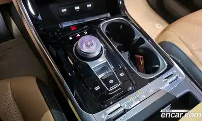 Kia Canival 2023 3.5 Автомат в Москве № 12712, миниатюра 7