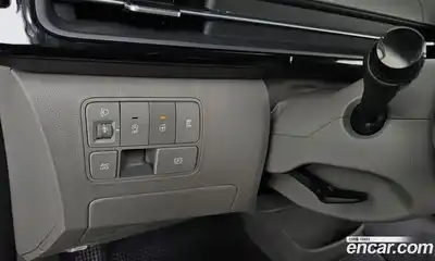 Hyundai Staria 2024 2.2 Автомат в Москве № 12956, миниатюра 3