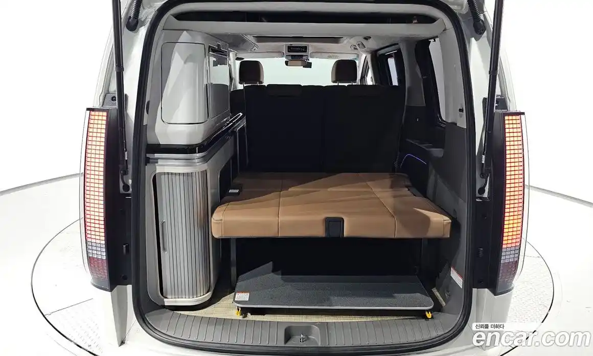 Hyundai Staria 2024 2.2 Автомат в Москве № 12956, фото 4