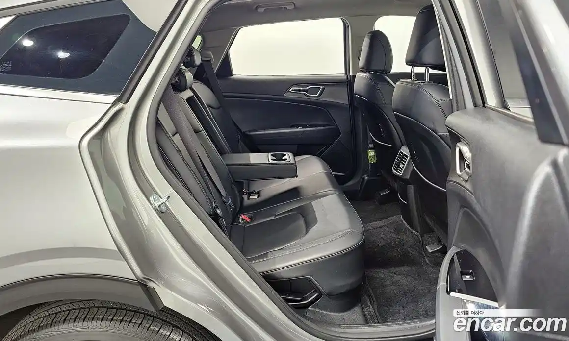 Kia Sportage 2023 1.6 Автомат в Москве № 129615, фото 12