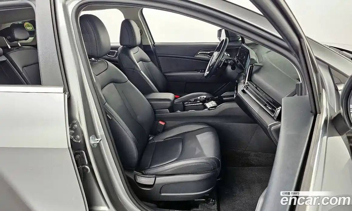 Kia Sportage 2023 1.6 Автомат в Москве № 129615, фото 19