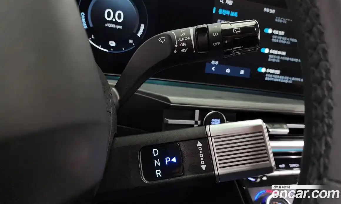 Hyundai Santa Fe 2024 1.6 Автомат в Москве № 130725, фото 15