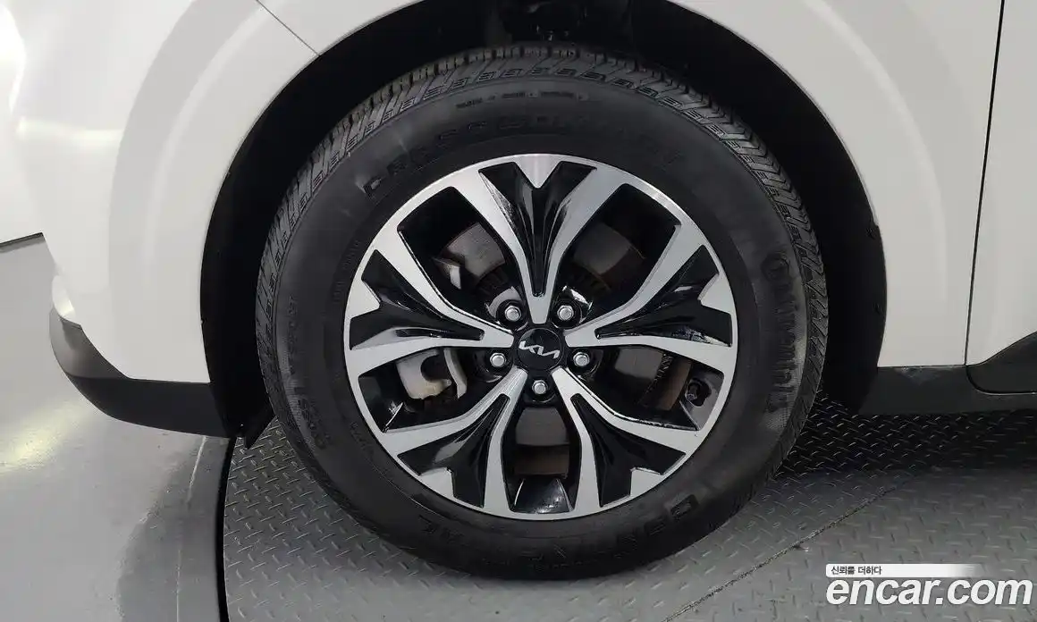 Kia Canival 2023 3.5 Автомат в Москве № 134072, фото 12