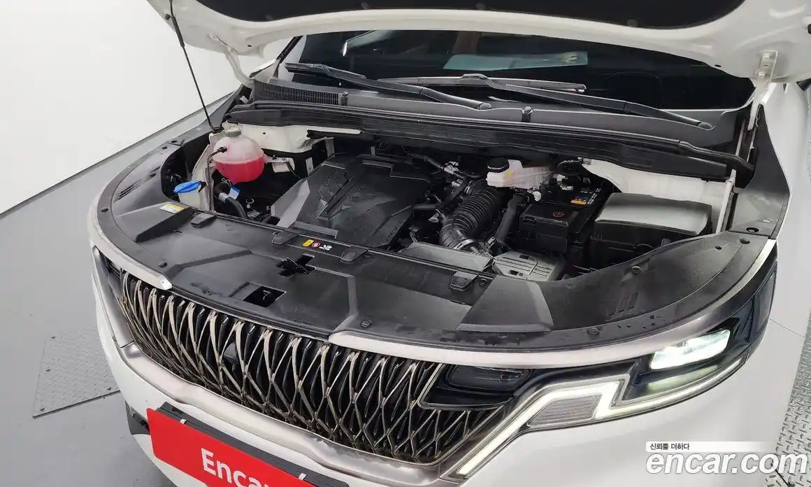 Kia Canival 2023 3.5 Автомат в Москве № 134072, фото 17