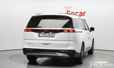 Kia Canival 2023 3.5 Автомат в Москве № 134072, миниатюра 7