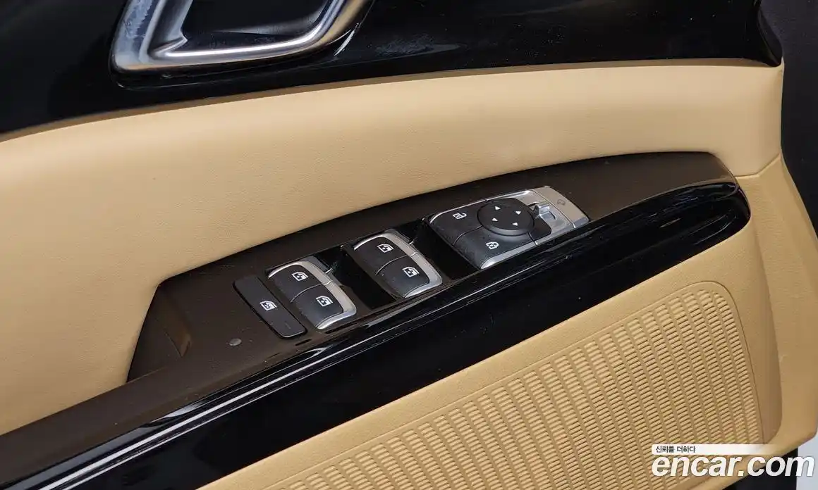 Kia Canival 2023 3.5 Автомат в Москве № 134072, фото 10