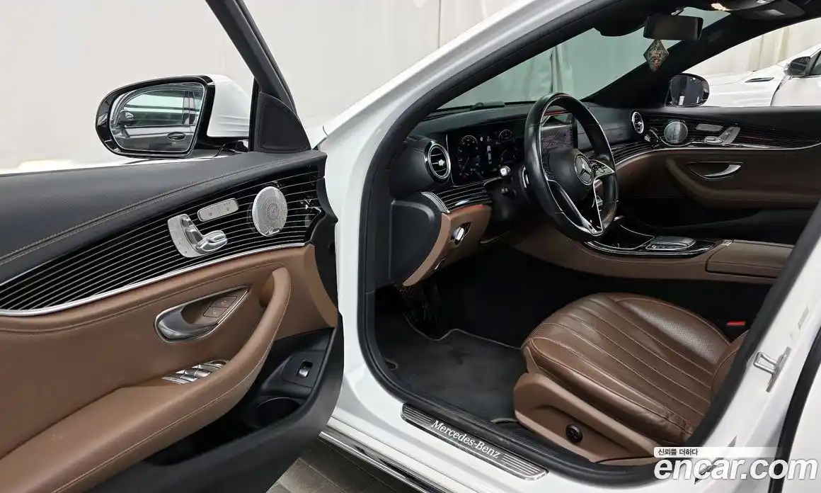 Mercedes-Benz E-Class 2021 3.0 Автомат в Москве № 135372, фото 11