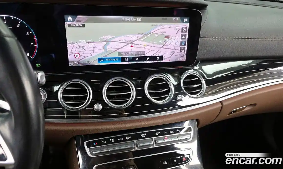 Mercedes-Benz E-Class 2021 3.0 Автомат в Москве № 135372, фото 15