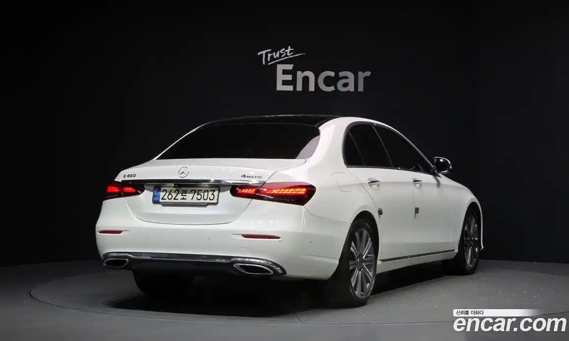 Mercedes-Benz E-Class 2021 3.0 Автомат в Москве № 135372, фото 17