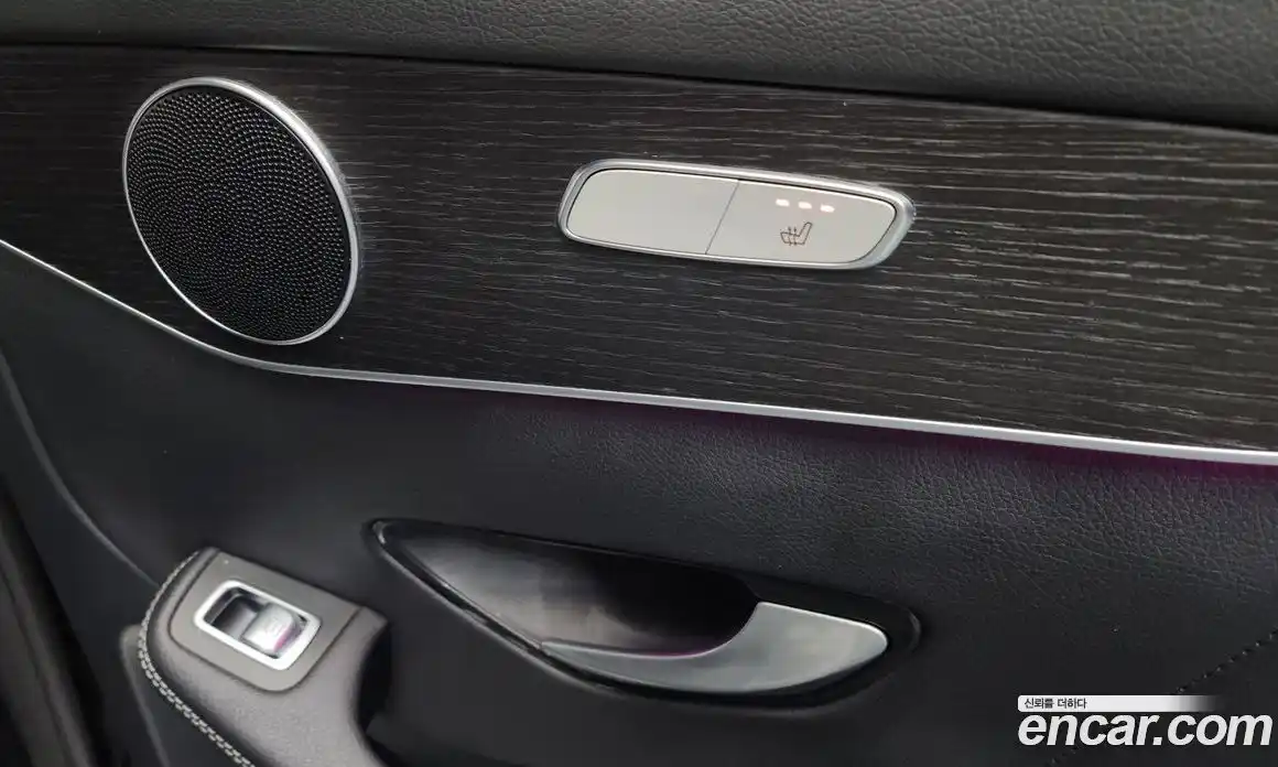 Mercedes-Benz GLC-Class 2021 2.0 Автомат в Москве № 135433, фото 20