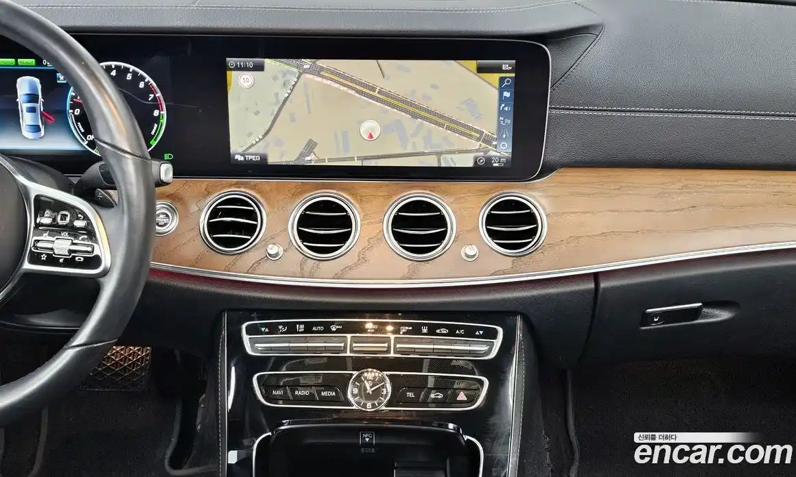 Mercedes-Benz E-Class 2019 2.0 Автомат в Москве № 139197, фото 12