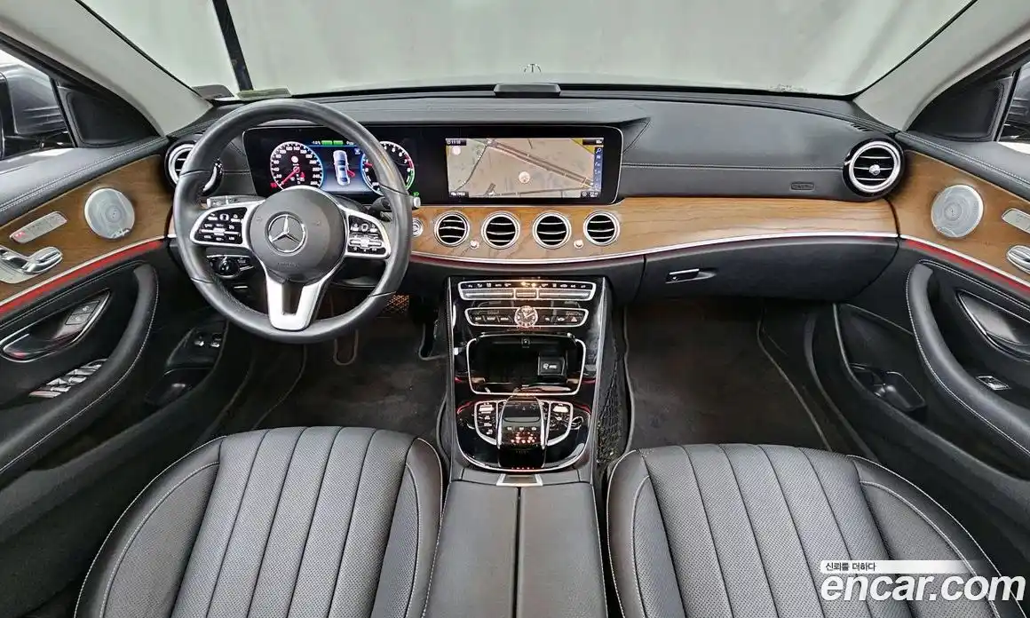 Mercedes-Benz E-Class 2019 2.0 Автомат в Москве № 139197, фото 13