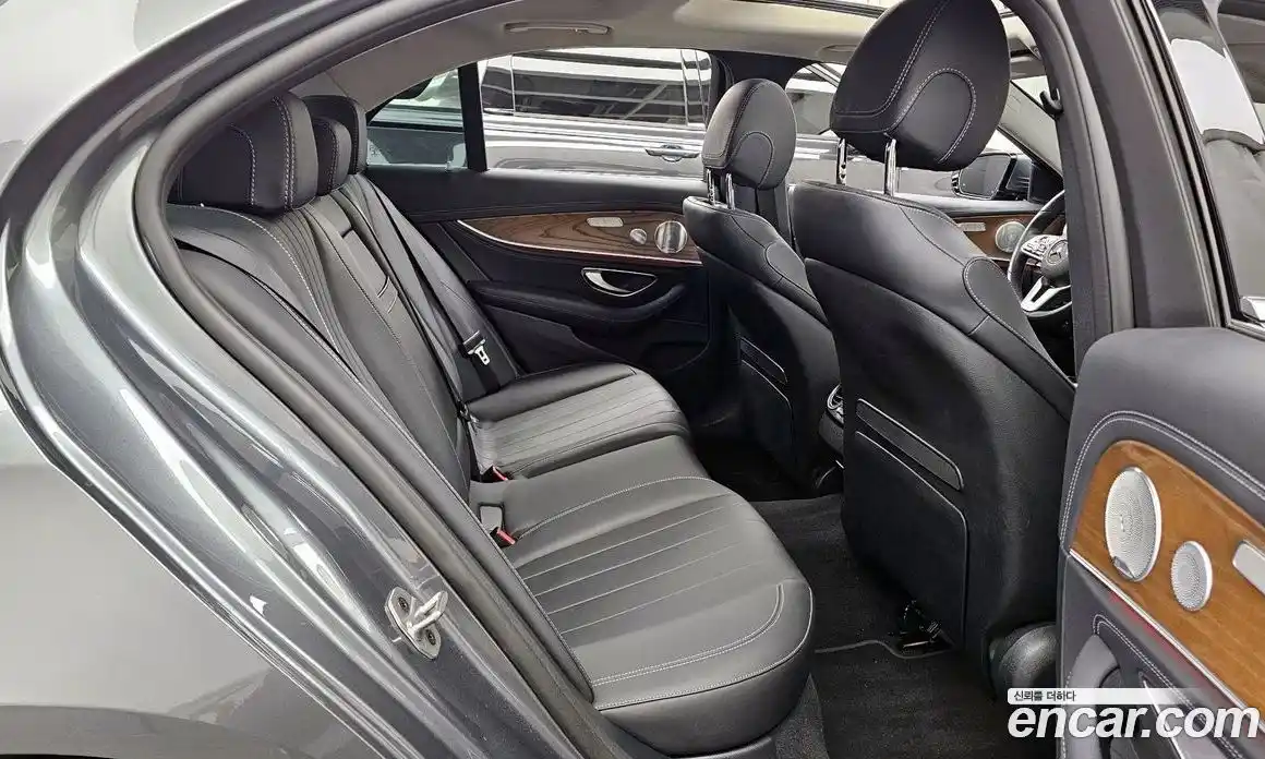 Mercedes-Benz E-Class 2019 2.0 Автомат в Москве № 139197, фото 18