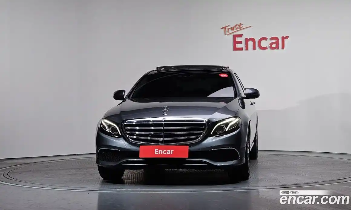 Mercedes-Benz E-Class 2019 2.0 Автомат в Москве № 139197, фото 20