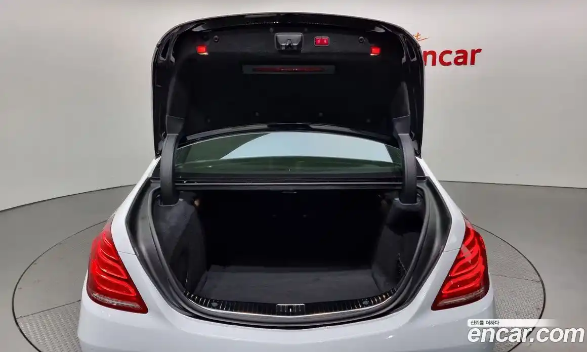 Mercedes-Benz S-Class 2016 6.0 Автомат в Москве № 141247, фото 9