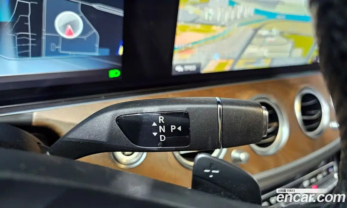 Mercedes-Benz E-Class 2018 2.0 Автомат в Москве № 143714, фото 11