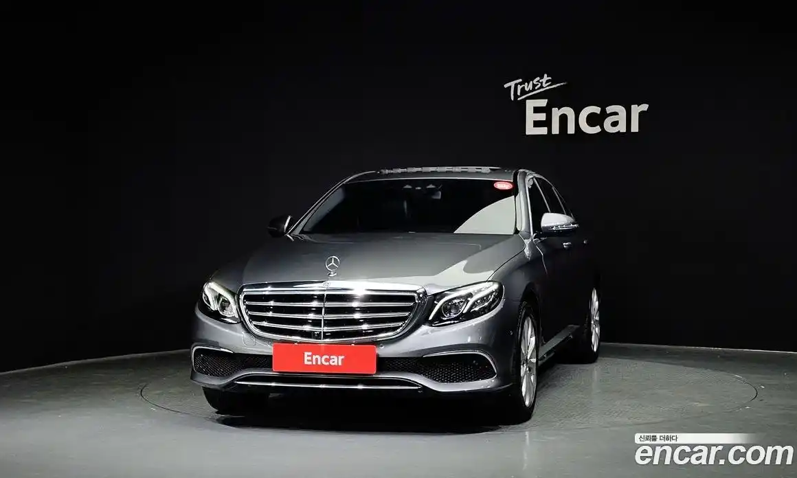 Mercedes-Benz E-Class 2018 2.0 Автомат в Москве № 143714, фото 20