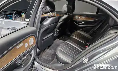 Mercedes-Benz E-Class 2018 2.0 Автомат в Москве № 143714, миниатюра 5