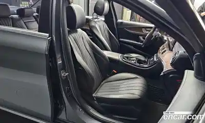 Mercedes-Benz E-Class 2018 2.0 Автомат в Москве № 143714, миниатюра 6